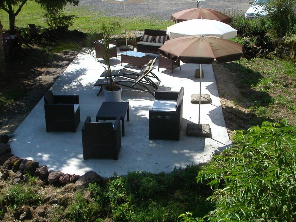 Hotel Les Cevennes à Saint-Cirgues-en-Montagne Extérieur photo